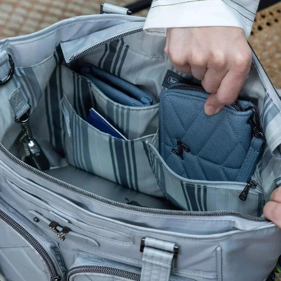 LUG Trotter Tote Bag / Shoulder Bag / Diaper Bag - Cloud Grey - Picture 7 of 16